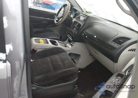 2014 Dodge Grand Caravan Sxt z USA, uszkodzony, nr VIN 2C4RDGCG6ER252829